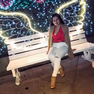 Meet your Posher, Elsy